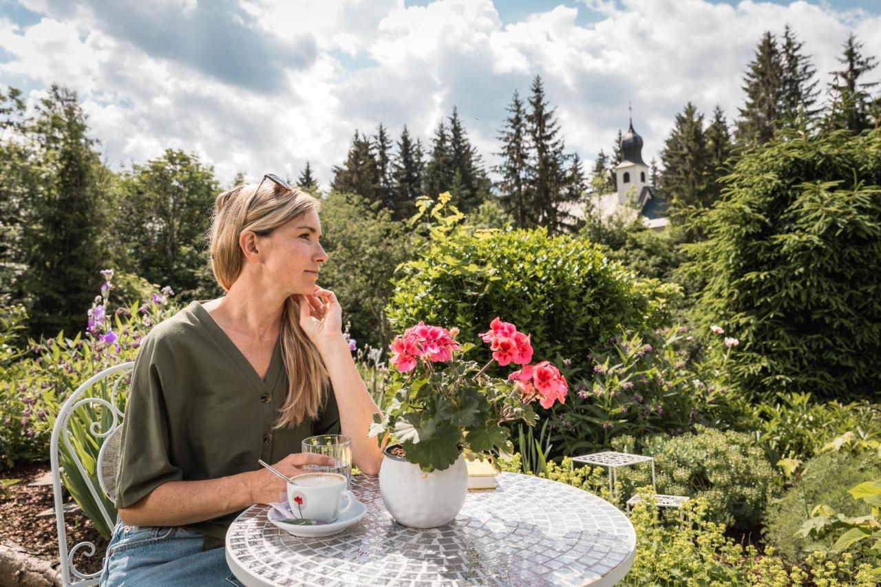 Naturhotel Landhof Irschen Eksteriør billede