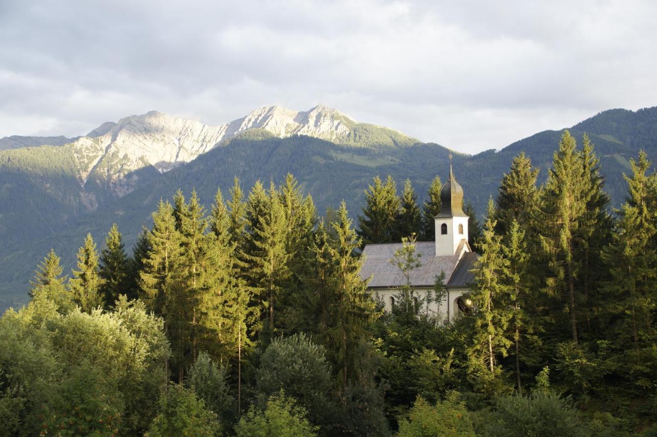 Naturhotel Landhof Irschen Eksteriør billede